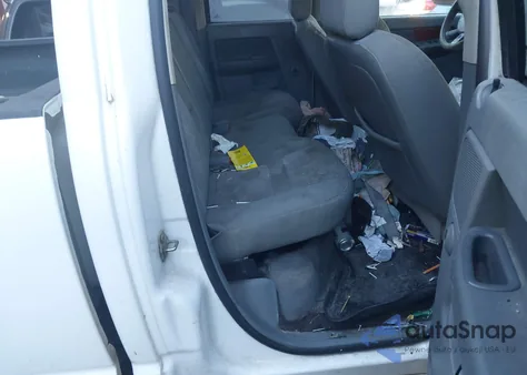 2006 Dodge Ram 1500 Slt/Trx4 Off Road/Sport z USA, uszkodzony, nr VIN 1D7HU18256J114796